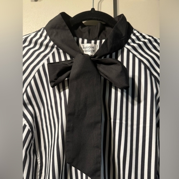 NEW $75 Unique Vintage Retro Style Top - Picture 6 of 6